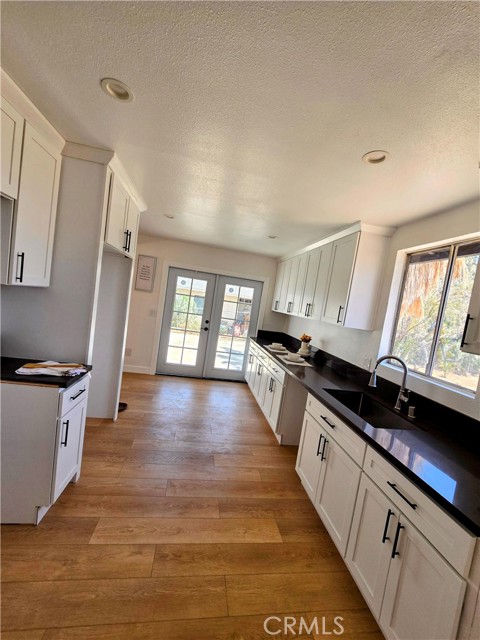 5441 Abronia Avenue, 29 Palms CA: https://media.crmls.org/medias/889f6299-6268-4307-878a-d20b604baf37.jpg