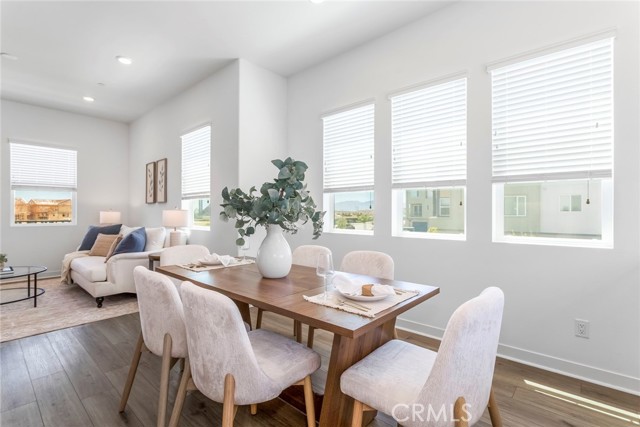 Detail Gallery Image 28 of 75 For 27554 Sparrow Ct, Valencia,  CA 91381 - 3 Beds | 2/1 Baths