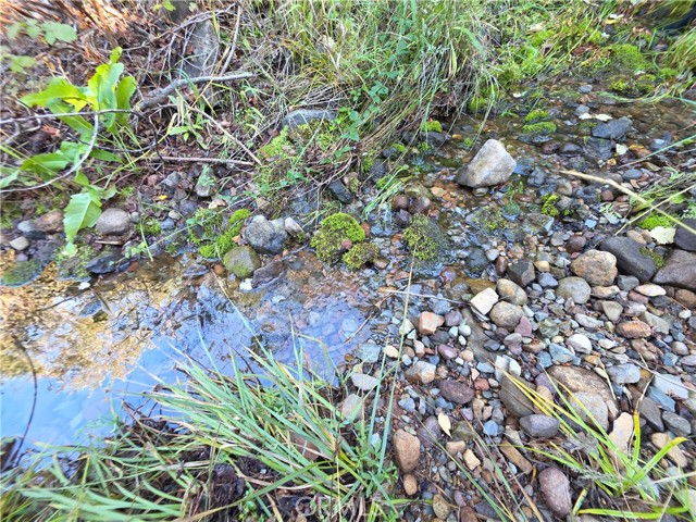 Detail Gallery Image 18 of 22 For 0 Muledeer Rd., Weed,  CA 96094 - – Beds | – Baths