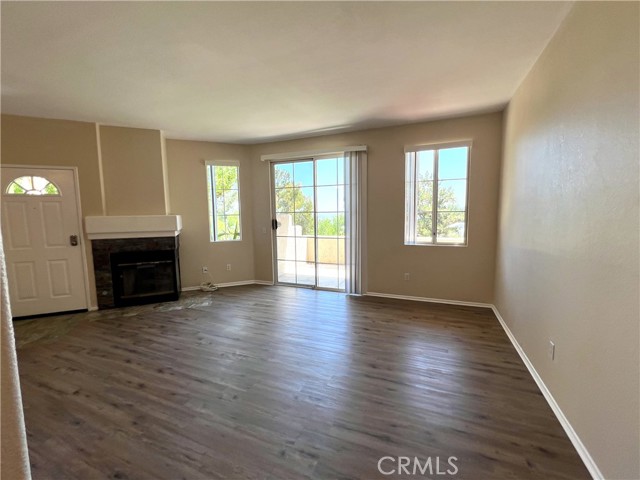 7997 E Viewrim, Anaheim Hills CA: https://media.crmls.org/medias/88a03c81-7e98-4125-a937-7ee6c1787cb2.jpg