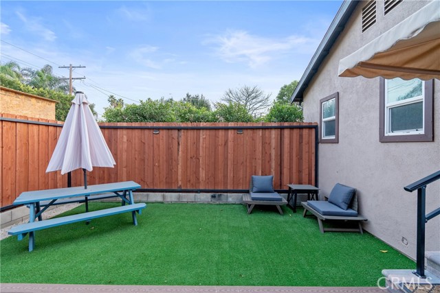 Detail Gallery Image 24 of 47 For 8450 Calvin Ave, Northridge,  CA 91324 - 6 Beds | 4 Baths