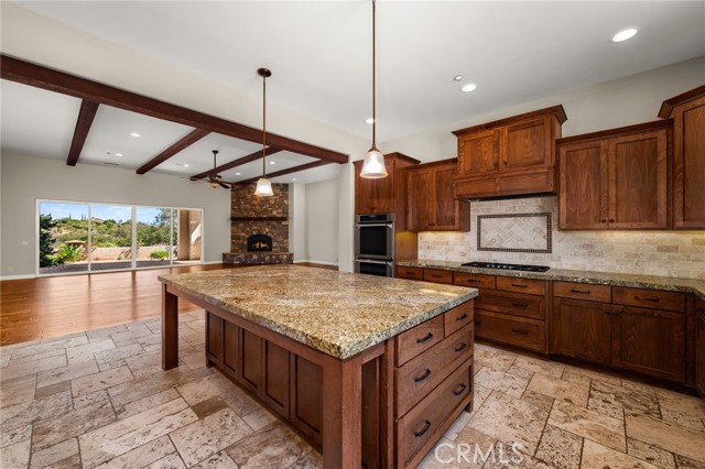 3012 Ridge Creek Drive, Fallbrook CA: https://media.crmls.org/medias/88a2145b-4e29-41df-9124-142b92587edd.jpg