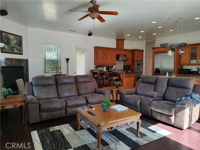 Detail Gallery Image 8 of 41 For 880 Tracy, Templeton,  CA 93465 - 4 Beds | 3/1 Baths