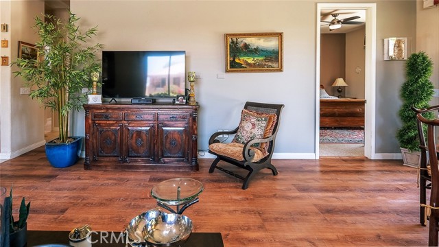 81535 Avenida De Baile, Indio CA: https://media.crmls.org/medias/88a27b13-c9bb-4ec9-a9c4-0ad034b18323.jpg