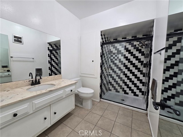 Detail Gallery Image 18 of 28 For 3500 W Manchester #337,  Inglewood,  CA 90305 - 2 Beds | 2/1 Baths