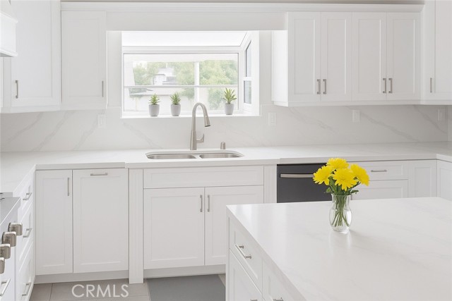 Detail Gallery Image 4 of 4 For 1621 Bryan Ave, Tustin,  CA 92780 - 6 Beds | 5/1 Baths