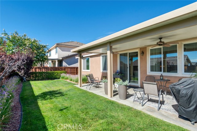 17973 Passionflower Lane, San Bernardino CA: https://media.crmls.org/medias/88a3f7a8-9db9-4006-95db-723a44e4aae8.jpg