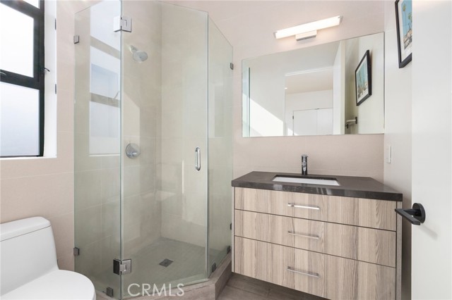 3660 Beethoven Street, Los Angeles CA: https://media.crmls.org/medias/88a4249b-e65a-4943-baf0-3a8173d42fb8.jpg