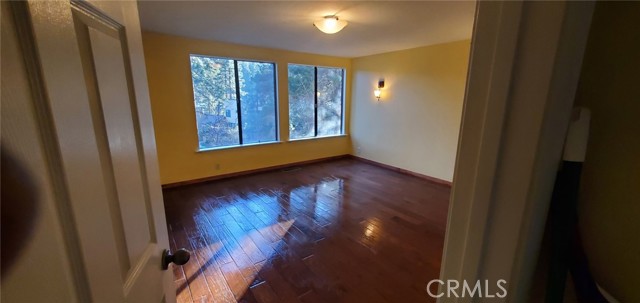 Detail Gallery Image 18 of 43 For 27821 Peninsula Dr. #330, Lake Arrowhead,  CA 92352 - 4 Beds | 2 Baths