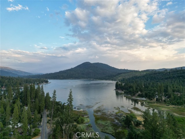 Detail Gallery Image 37 of 50 For 50837 Smoke Tree Trl, Bass Lake,  CA 93604 - 2 Beds | 2/1 Baths