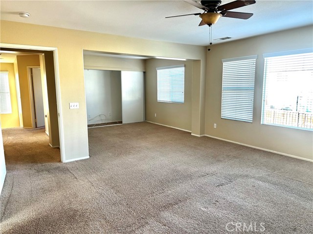 Detail Gallery Image 14 of 20 For 13168 Dixon, Victorville,  CA 92392 - 5 Beds | 3 Baths