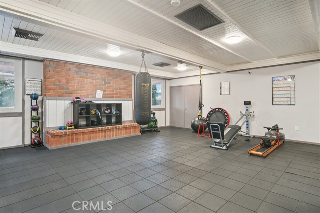 Detail Gallery Image 34 of 39 For 1044 Cabrillo Park Dr #B,  Santa Ana,  CA 92701 - 2 Beds | 1 Baths