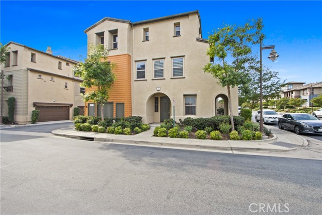 Detail Gallery Image 1 of 40 For 12368 Claredon Dr #6,  Rancho Cucamonga,  CA 91739 - 3 Beds | 3/1 Baths