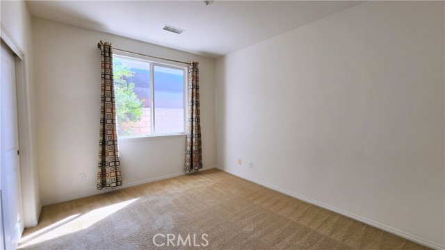 Detail Gallery Image 23 of 29 For 8387 Fall Creek Dr, Corona,  CA 92880 - 4 Beds | 2/1 Baths