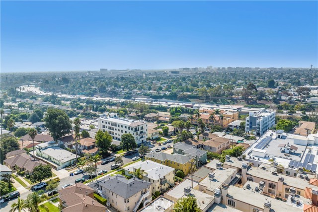 7119 Kittyhawk Avenue, Los Angeles CA: https://media.crmls.org/medias/88a5cd3c-8b10-4a64-854d-549352ee87f3.jpg