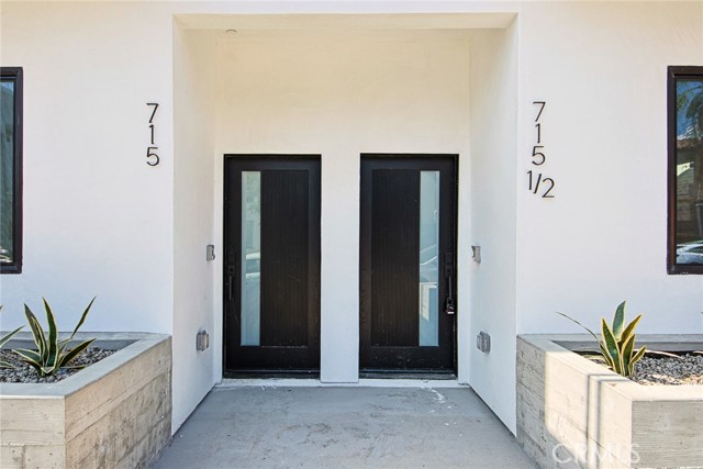 Detail Gallery Image 12 of 43 For 713 N Gramercy Pl, Los Angeles,  CA 90038 - – Beds | – Baths