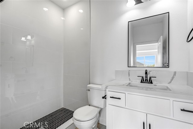 Detail Gallery Image 33 of 38 For 21035 Forest Glen, Madera,  CA 93638 - 4 Beds | 3 Baths