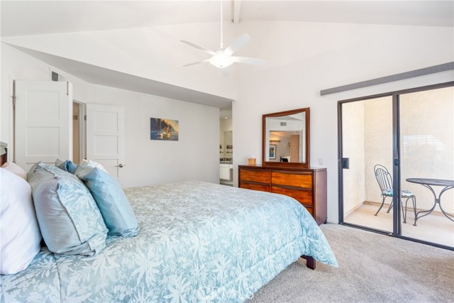 4176 Delphi Circle, Huntington Beach CA: https://media.crmls.org/medias/88a6aaf4-22c7-49ea-8f9c-912bc0c4838d.jpg