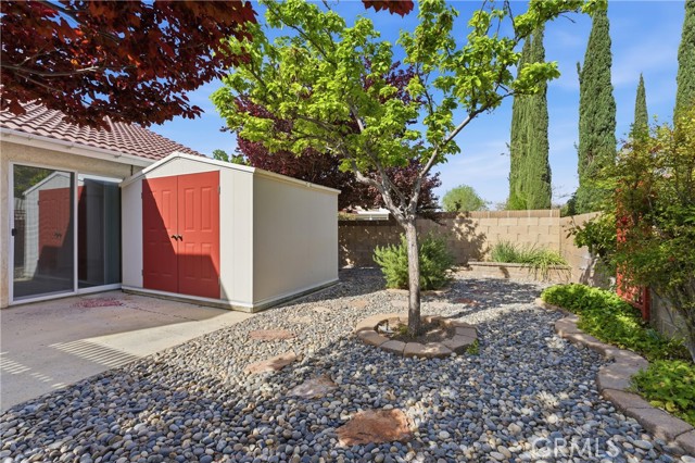 Detail Gallery Image 6 of 26 For 3329 W Avenue J3, Lancaster,  CA 93536 - 4 Beds | 2 Baths