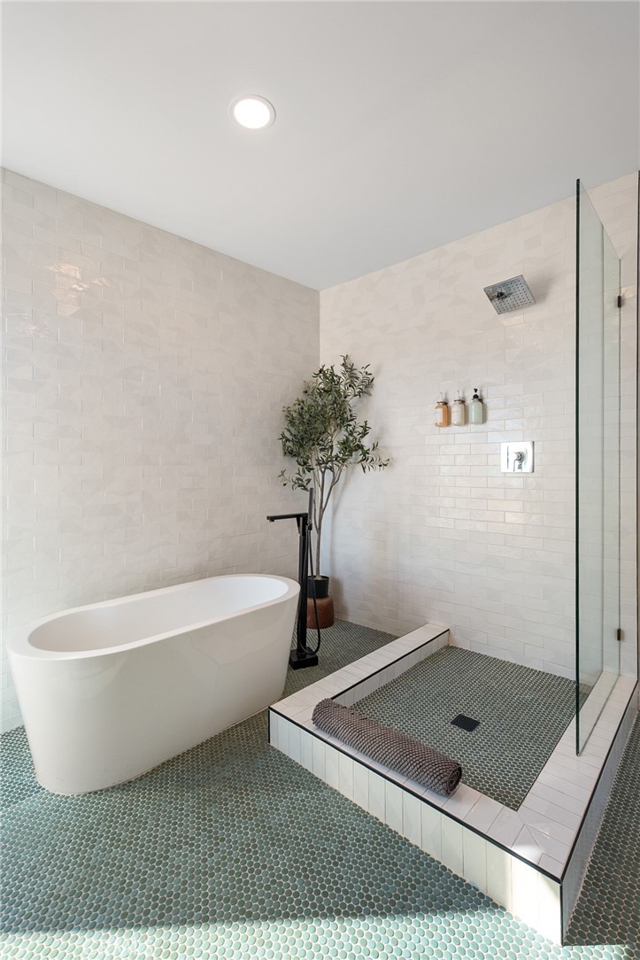 MLS #JT25249211 image #14