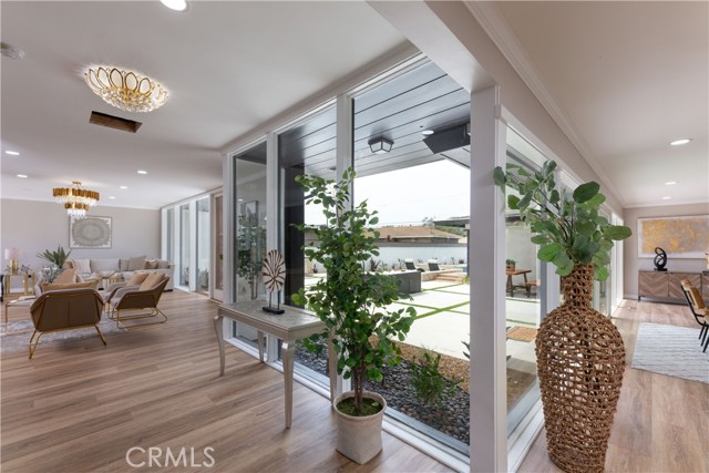 Detail Gallery Image 16 of 75 For 3841 Pacific Ave, Long Beach,  CA 90807 - 5 Beds | 5 Baths