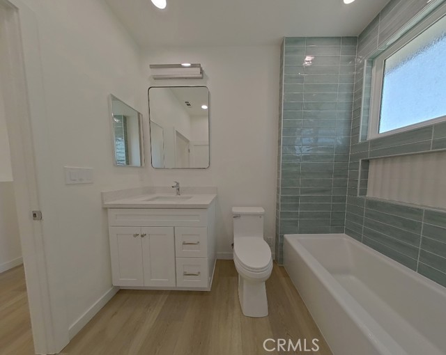 Detail Gallery Image 22 of 55 For 6118 Amos, Lakewood,  CA 90712 - 9 Beds | 7 Baths