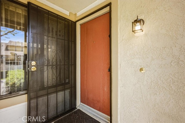 Detail Gallery Image 5 of 43 For 1031 S Palmetto #Q2,  Ontario,  CA 91762 - 2 Beds | 2/1 Baths