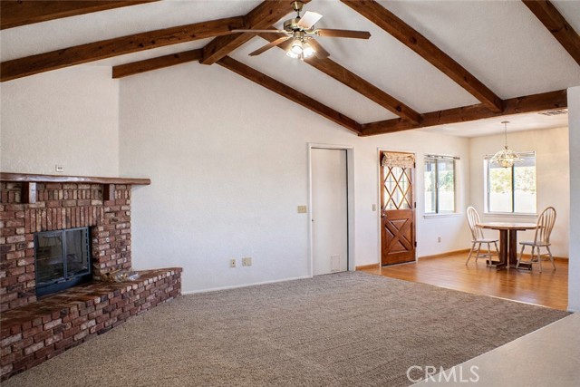 Detail Gallery Image 7 of 22 For 7407 Kenyon, Hesperia,  CA 92345 - 4 Beds | 2 Baths