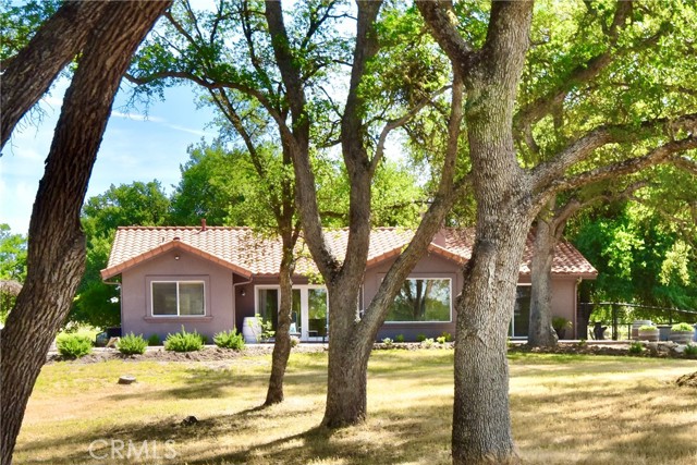 53600 Bradley Lockwood Road, Lockwood CA: https://media.crmls.org/medias/88a8df13-579f-42a3-ac5f-cd38016f34be.jpg