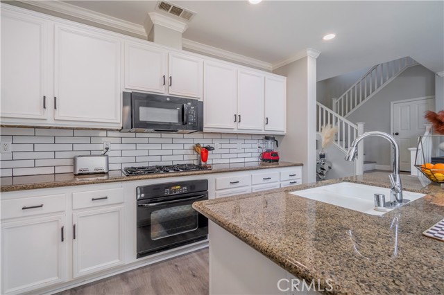 Detail Gallery Image 13 of 54 For 16039 Begonia Ave, Chino,  CA 91708 - 4 Beds | 3 Baths