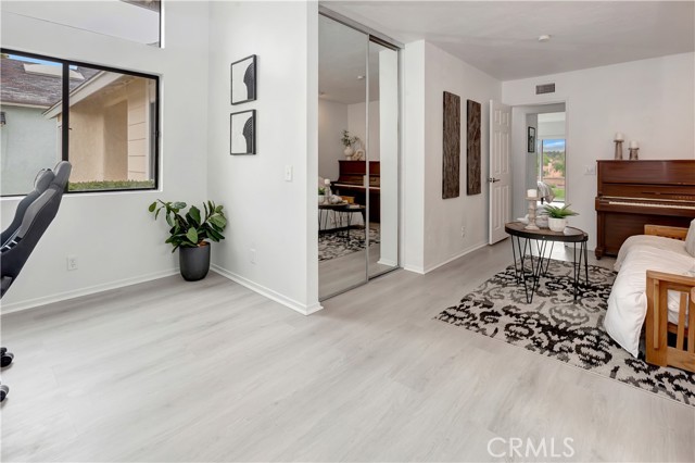 27781 Higuera, Mission Viejo CA: https://media.crmls.org/medias/88a9d2b3-2657-4967-b7fc-6d0365758017.jpg