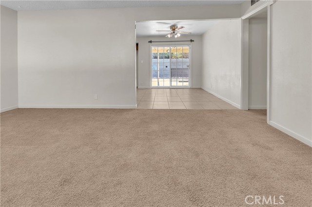 Detail Gallery Image 4 of 35 For 560 E Mountain View St, Barstow,  CA 92311 - 4 Beds | 2 Baths