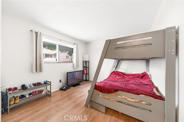 905 Gardenia Avenue, Long Beach CA: https://media.crmls.org/medias/88abbaee-7b66-4176-96b1-ea0060657f2c.jpg