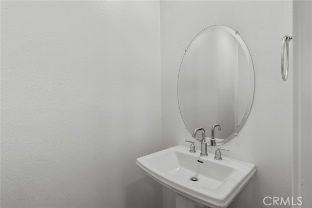 Image 33 of 43 For 27411 Arborview Lane
