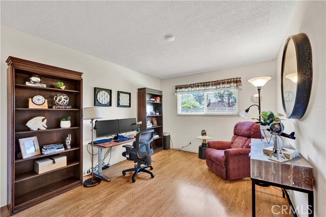 Detail Gallery Image 30 of 47 For 10924 Nighthawk Circle, Fountain Valley,  CA 92708 - 4 Beds | 2/1 Baths
