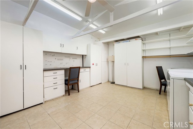 143 Roycroft Avenue, Long Beach CA: https://media.crmls.org/medias/88acf474-0d3b-4919-acec-81a173daf17d.jpg