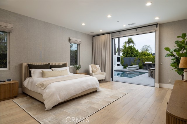 Detail Gallery Image 33 of 44 For 1615 Anita Ln, Newport Beach,  CA 92660 - 4 Beds | 4/1 Baths