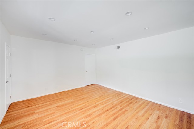 Detail Gallery Image 10 of 24 For 7727 via Napoli #75,  Burbank,  CA 91504 - 3 Beds | 2/1 Baths