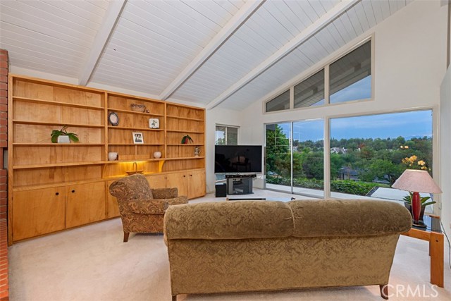 2210 smokewood avenue, fullerton, ca 92831