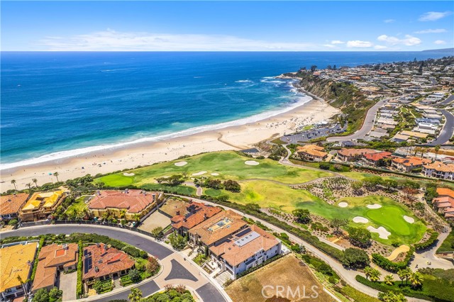 13 Ritz Cove Drive, Dana Point CA: https://media.crmls.org/medias/88ae944d-3ef0-4928-843c-54f5cb0c4d78.jpg