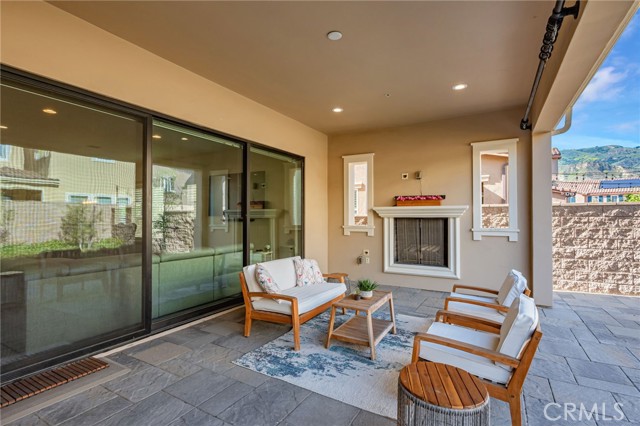 12060 N Azurita Court, Porter Ranch CA: https://media.crmls.org/medias/88af7cfe-f752-4f3f-894b-282c2bdc3671.jpg