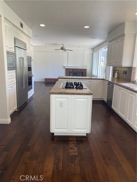 Kitchen island