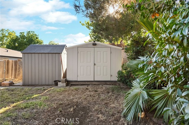 18 Jasper Drive, Chico CA: https://media.crmls.org/medias/88b1c55f-2276-4efd-a338-b0ae2db834ae.jpg