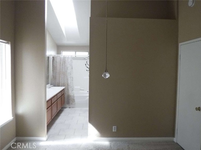 Detail Gallery Image 6 of 7 For 37437 Conifer Dr, Palmdale,  CA 93550 - 3 Beds | 2 Baths