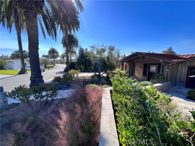 MLS# OC23204490