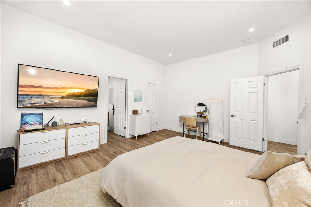 MLS #WS25257279 image #39