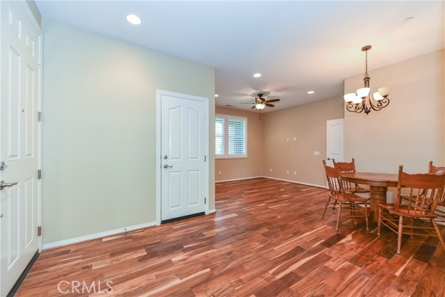 Detail Gallery Image 4 of 25 For 18295 Long Leaf Pine Ct, San Bernardino,  CA 92407 - 6 Beds | 3/1 Baths