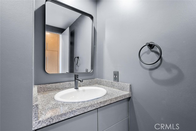 Detail Gallery Image 52 of 75 For 2230 Ohio Ave #4,  Signal Hill,  CA 90755 - 3 Beds | 2/1 Baths