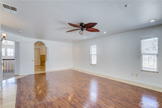 Detail Gallery Image 18 of 37 For 8034 Palm View, Riverside,  CA 92508 - 4 Beds | 4 Baths