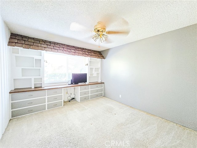 Detail Gallery Image 19 of 45 For 1654 W Vartikian Ave, Fresno,  CA 93711 - 3 Beds | 2/1 Baths